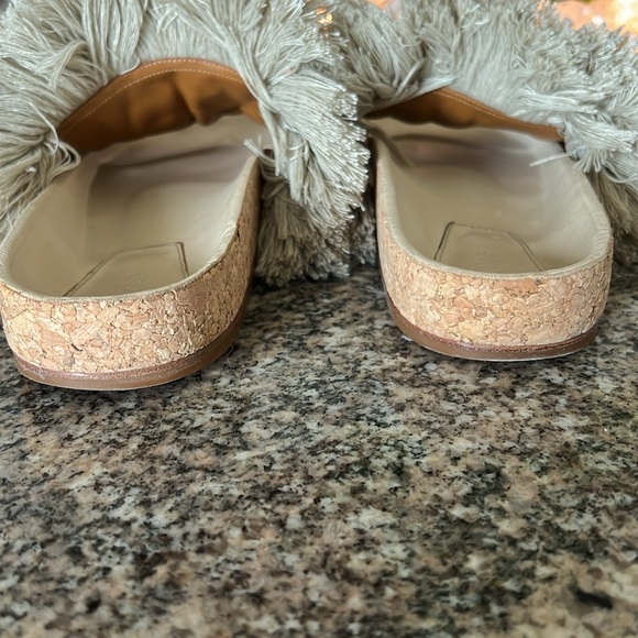 Chloe’ Fringe Nolan Slides - Picture 4 of 10
